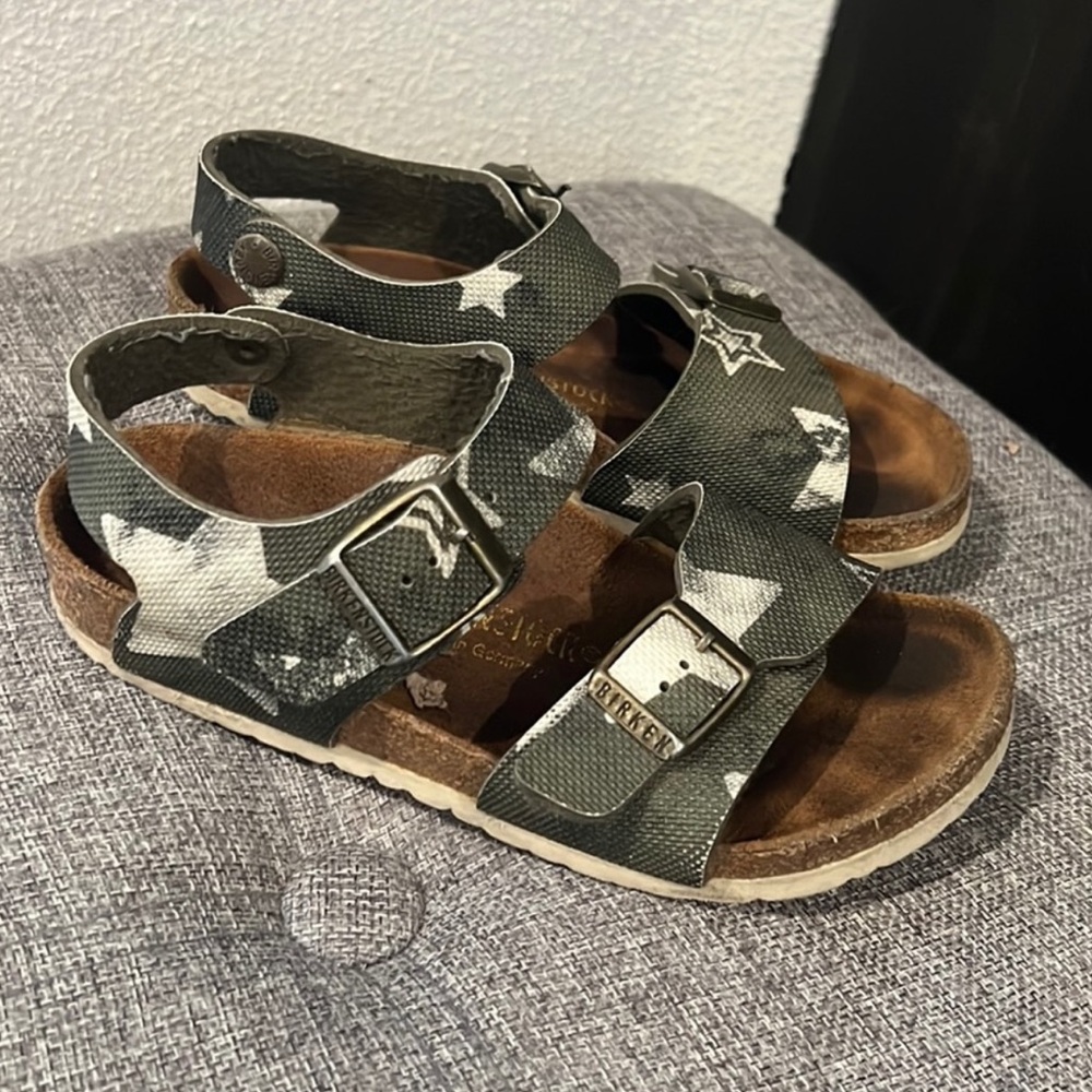 Rare Authentic Birkenstock kids star buckle designer sandals sz 13 kids boys - Picture 3 of 14